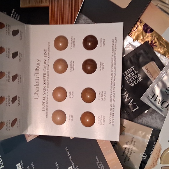 Foundation Sampler Set - Picture 7 of 8